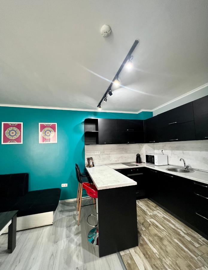 Apartment Flower House 7